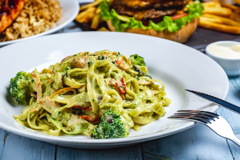 Penne with Asparagus Peas Prosciutto and Ricotta